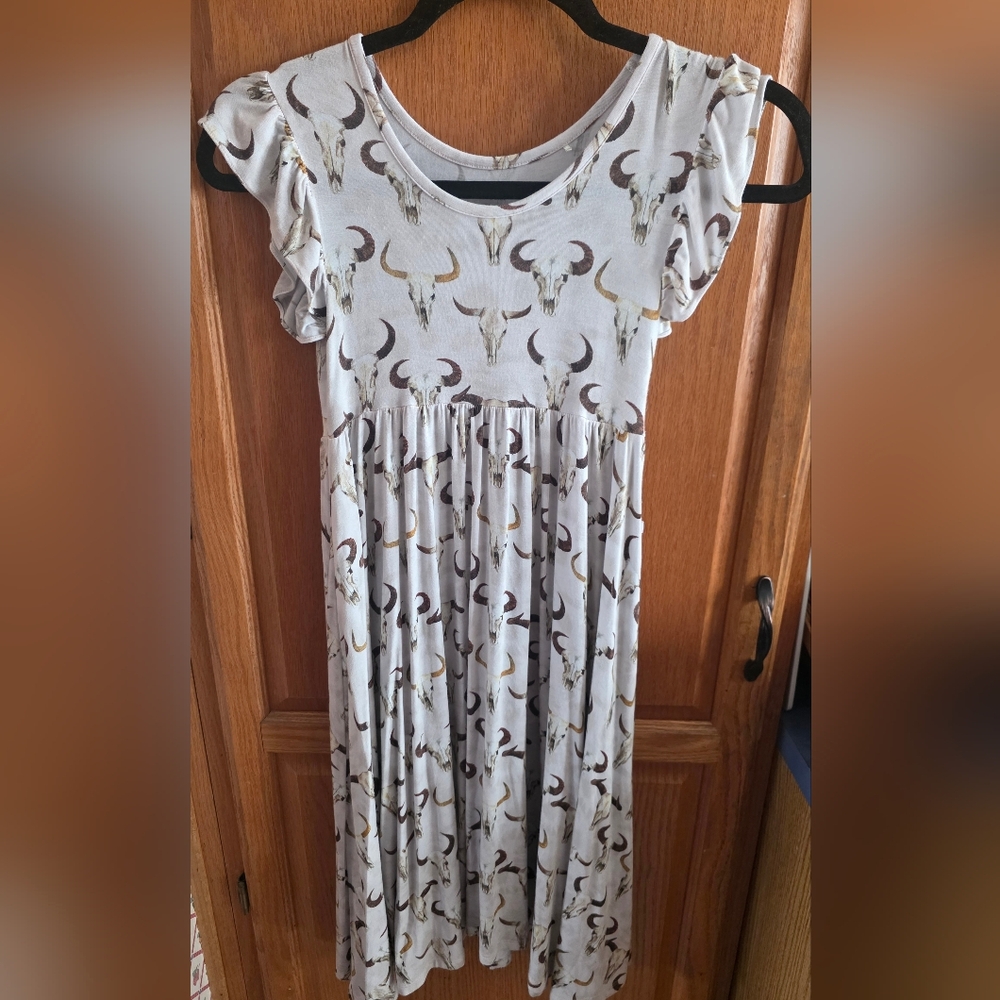 Posh Peanut White Cow Skull Print Flutter Sleeve Dress 10Y Worn Once